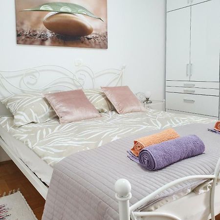 Lastovka Posesi Apartment Medulin Exterior photo